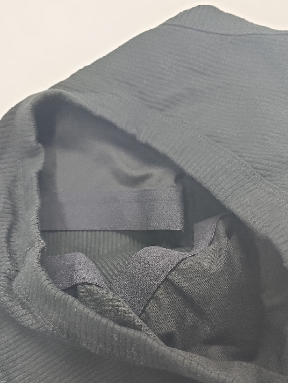 Fabletics Black Ribbed Racerback Tank‎ - Picture 4 of 7